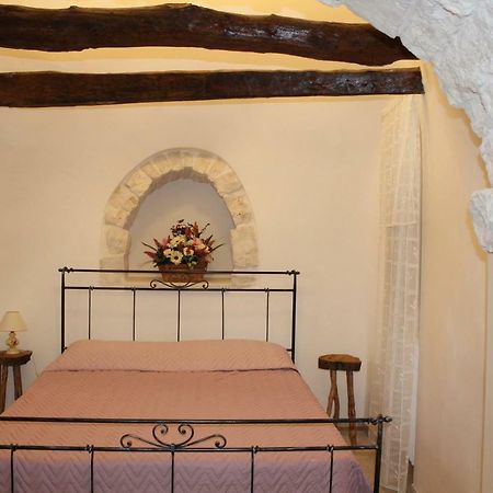 Appartement Trulli Monsalis à Alberobello Extérieur photo